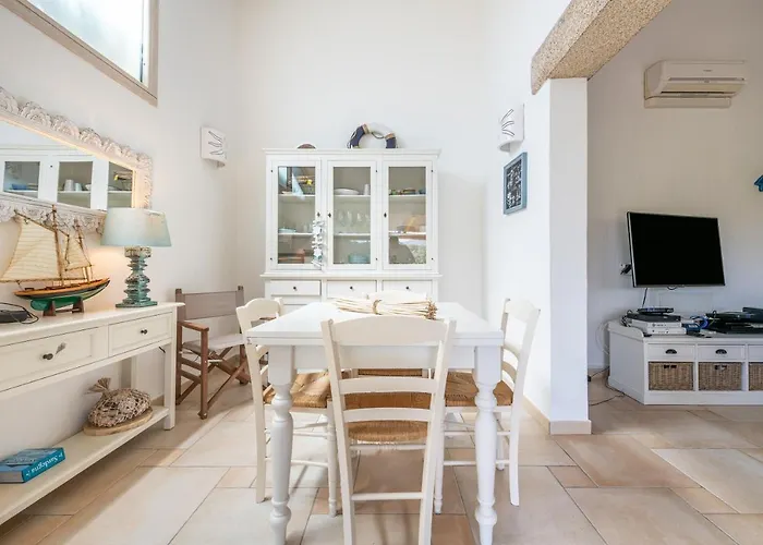Casa Il Bouganville Vakantiehuis Villasimius